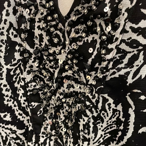 INC International Concepts Black and White Sleeveless Cut Out Tank Top GC - Picture 8 of 13